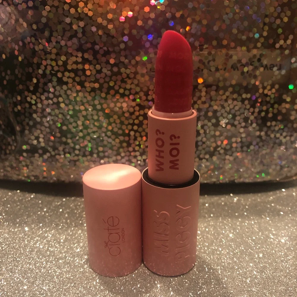 BNIB! CIATE Miss Piggy Collection Love Moi Lip Balm 👄